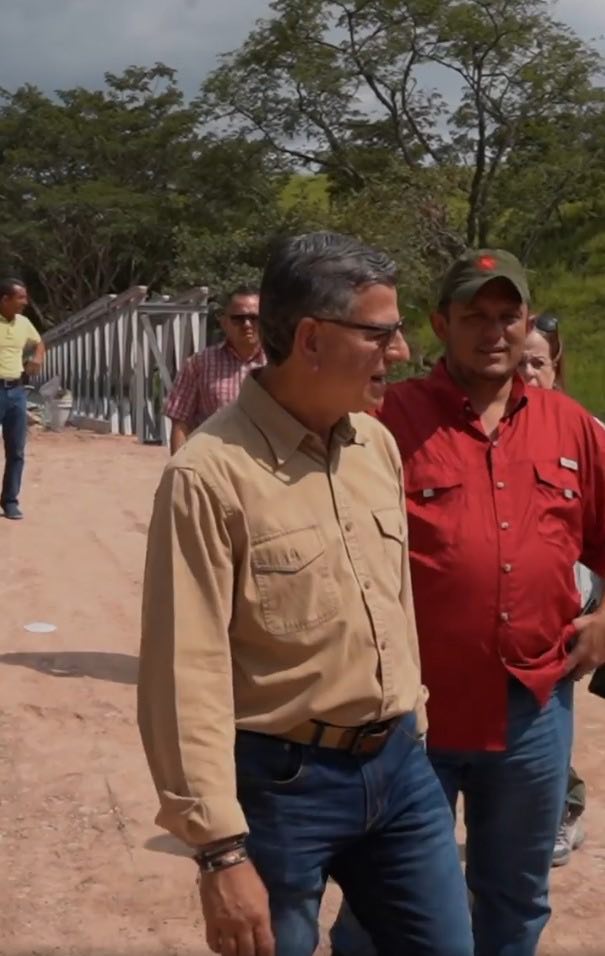 ¡Promesa Cumplida! Gobierno de la Presidenta Xiomara Castro rehabilita paso por el río Aguagua en Santa Bárbara