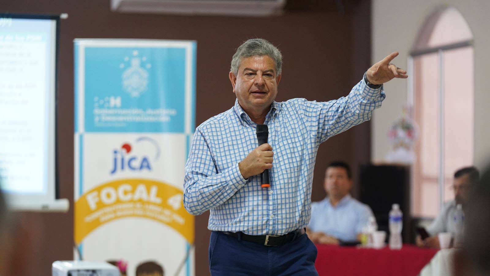 Ministro Tomás Vaquero exhorta a los alcaldes y alcaldesas a trabajar en Planes de Desarrollo Municipal que incentiven rubros locales